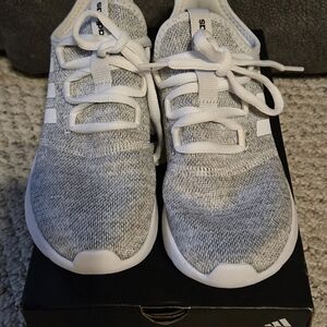 Adidas Gray and White Athletic Shoes with Modern Comfort